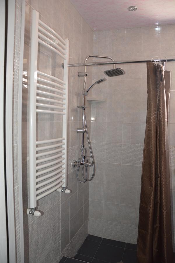 Guest House Kavtarashvili 38 Kazbegi Ngoại thất bức ảnh
