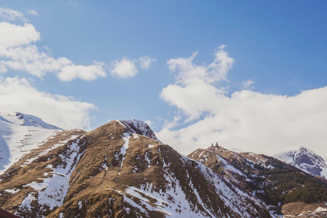 Guest House Kavtarashvili 38 Kazbegi Ngoại thất bức ảnh