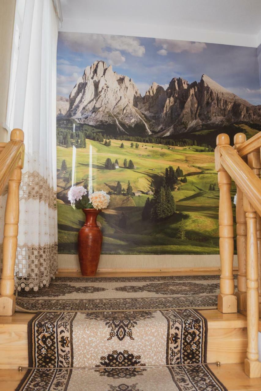 Guest House Kavtarashvili 38 Kazbegi Ngoại thất bức ảnh