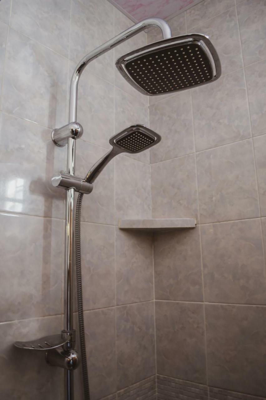 Guest House Kavtarashvili 38 Kazbegi Ngoại thất bức ảnh
